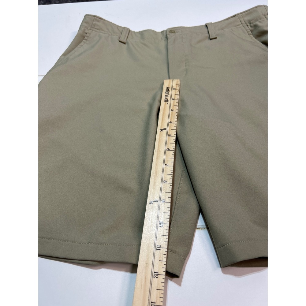 Under Armour YXL Boys Golf Shorts Khaki Performance Flat‎ Front - Picture 4 of 8